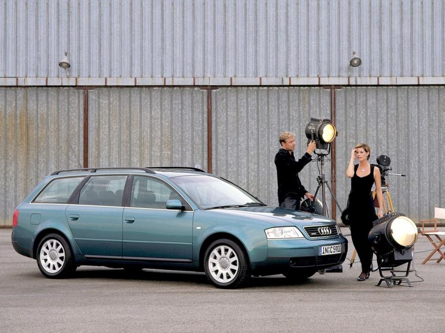  Audi A6 2.4 Avant (4B, C5) 1998 года  (фото 5 из 17)